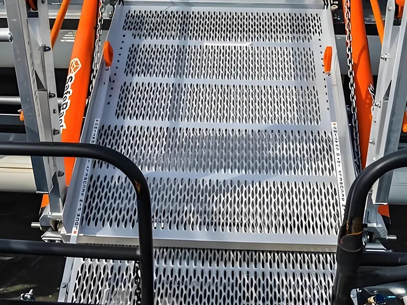 Grip Strut Rejilla para plataformas marítimas - anti-slip safety grating close-up
