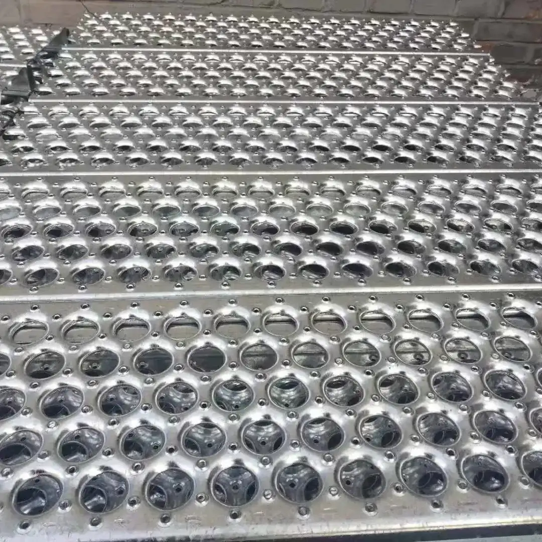 Perf-O-Grip Rejilla para pasarelas mineras - anti-slip safety grating close-up