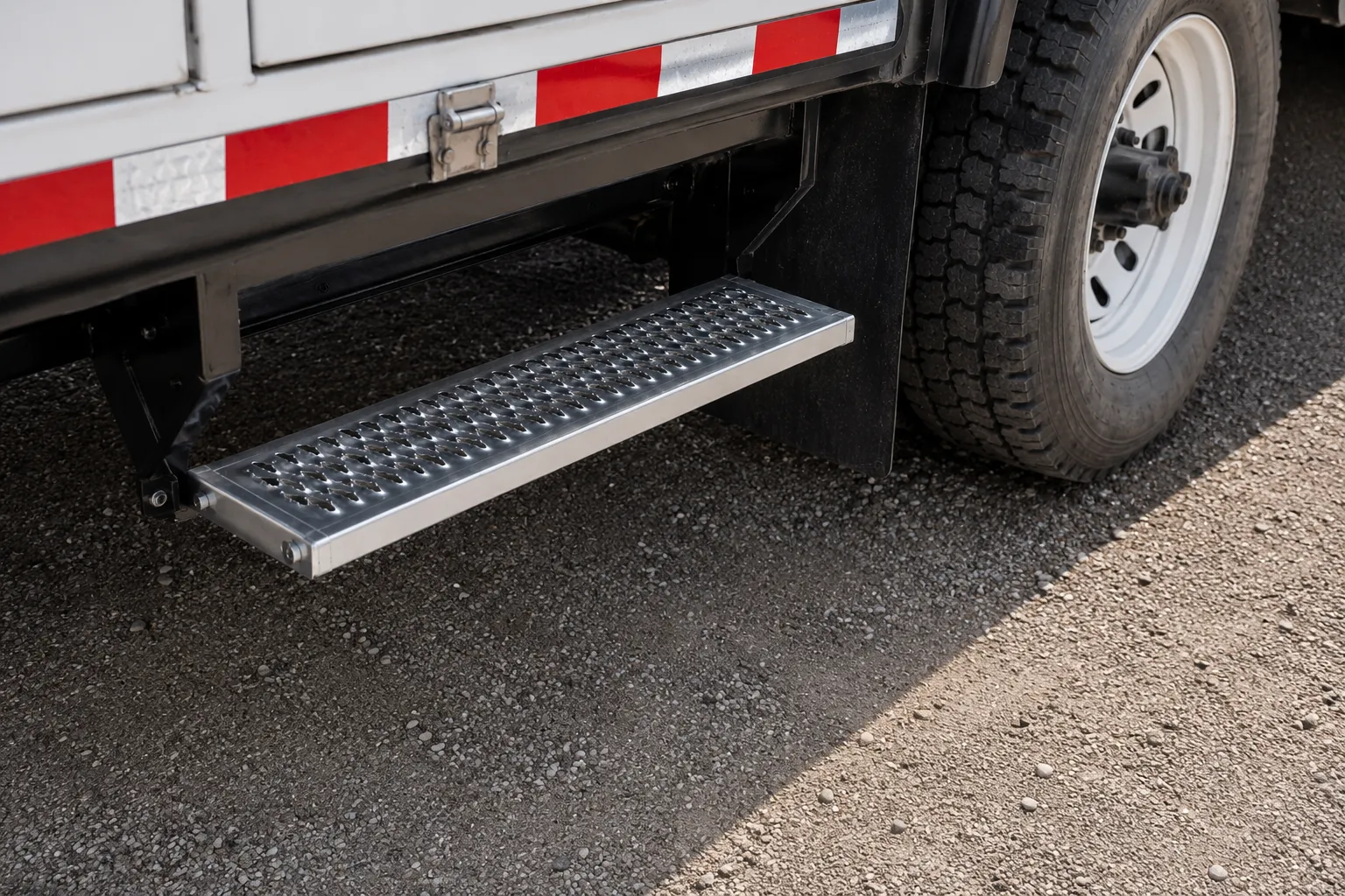 3.0mm aluminum safety step tread — installed on trailer step showing real-world use